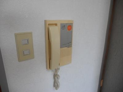 総司館八木のセキュリティ|インターホン