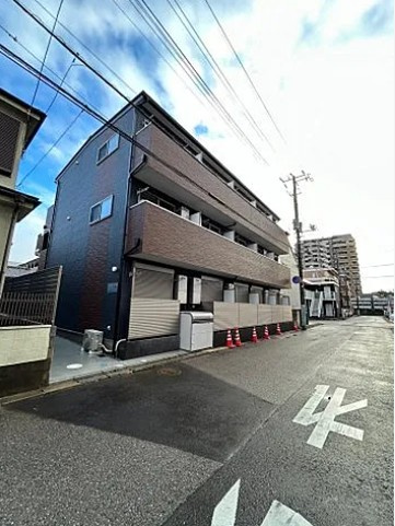 ハイツ凪の外観