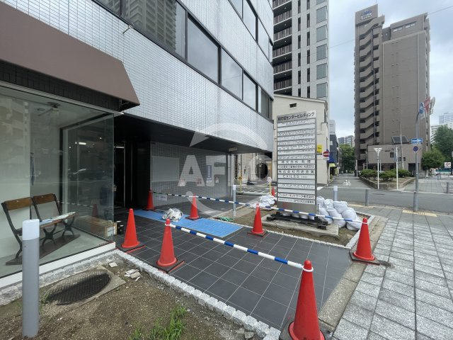 京町堀センタービルディングのエントランス|京町堀センタービルディング　エントランス