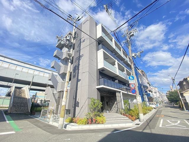 Primo Lontanoの外観