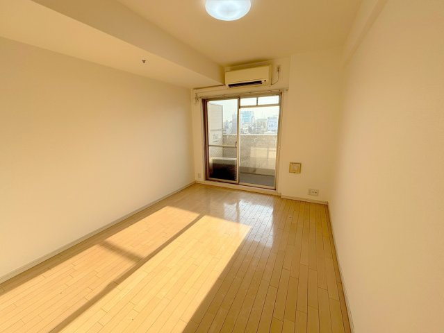 アドバンス新大阪Ⅴの寝室