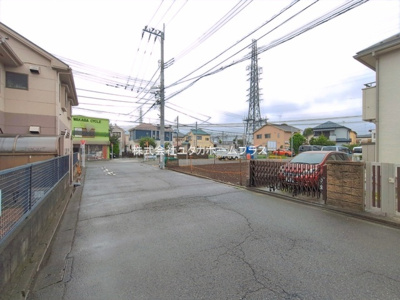 【前面道路含む現地写真】 | 立川市若葉町2丁目　売地　【全1区画】