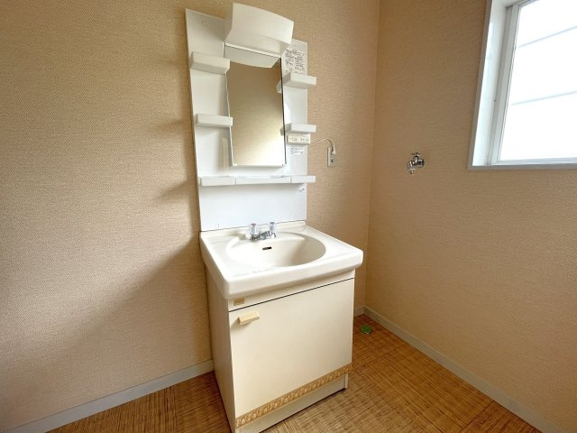 アプリ緑ヶ丘の独立洗面台