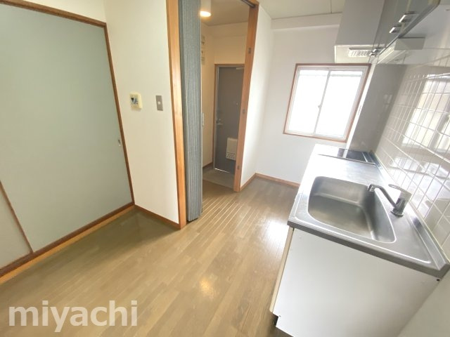 三井ビルの玄関