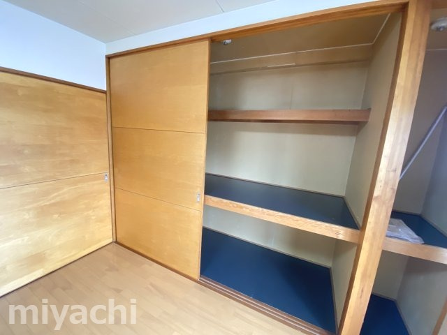 三井ビルの収納