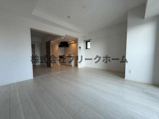 武蔵野市境１丁目の賃貸マンションの居間・リビング