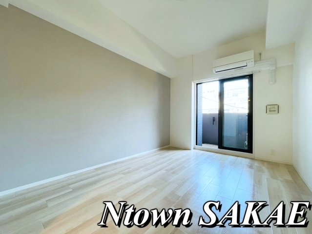 【居間・リビング】 | S-RESIDENCE池下西 | こちらのリビングで趣味の時間をお楽しみください