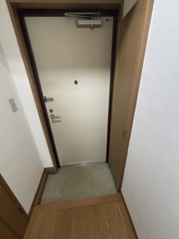 【玄関】