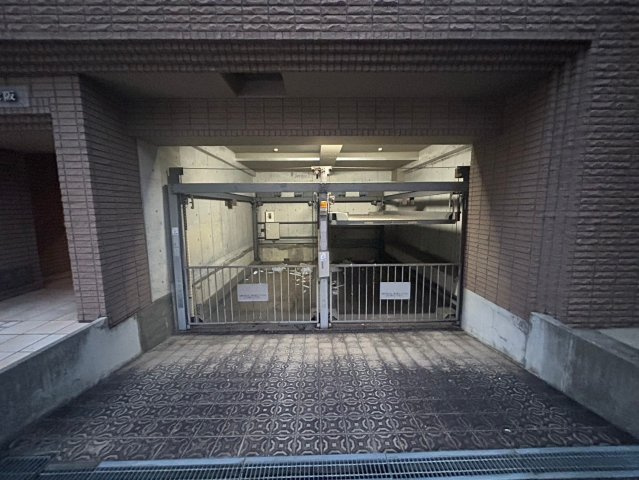 CityLifeプレサンス新大阪の駐車場