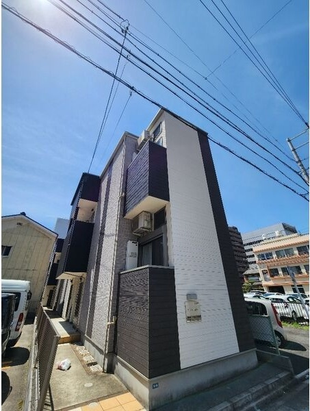 アーバンリュクスの外観