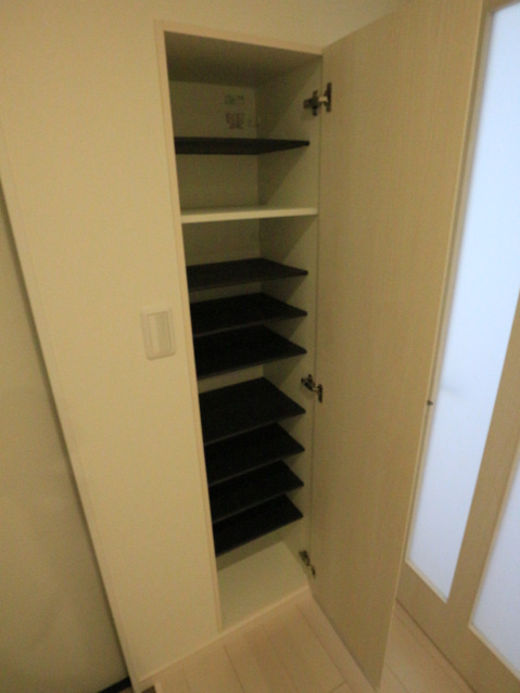Regalest Park Side 宇品Ⅰの収納
