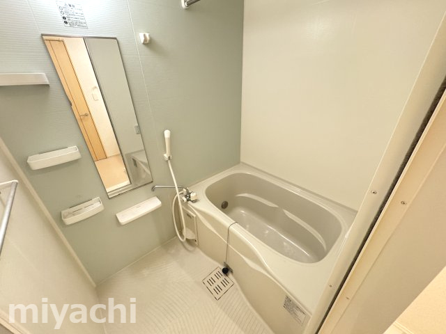 レヴェランス　Bの浴室