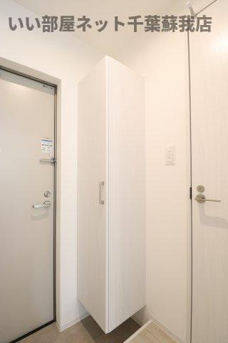 ジーメゾン千葉浜野ルミソラの玄関|シューズボックス