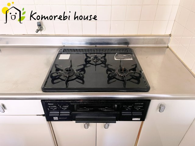 蓮田市西新宿2丁目　中古戸建のキッチン|お料理しやすいキッチンです