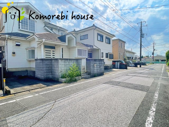蓮田市西新宿2丁目　中古戸建の前面道路含む現地写真|前面道路含む現地写真です