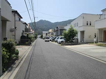 安佐南区山本新町５丁目の周辺