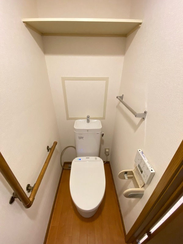 ロイヤルアスコットのトイレ|参考写真