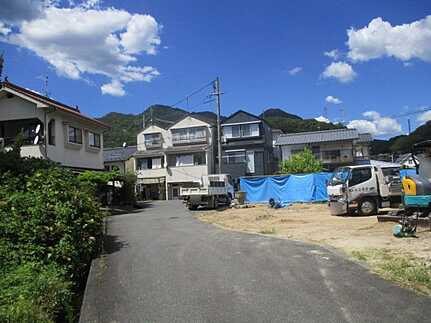 佐伯区五日市町大字上河内字石の前面道路含む現地写真