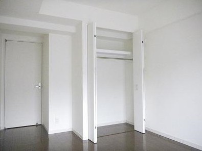 【収納】 | エスティメゾン高円寺 | クローゼット完備。