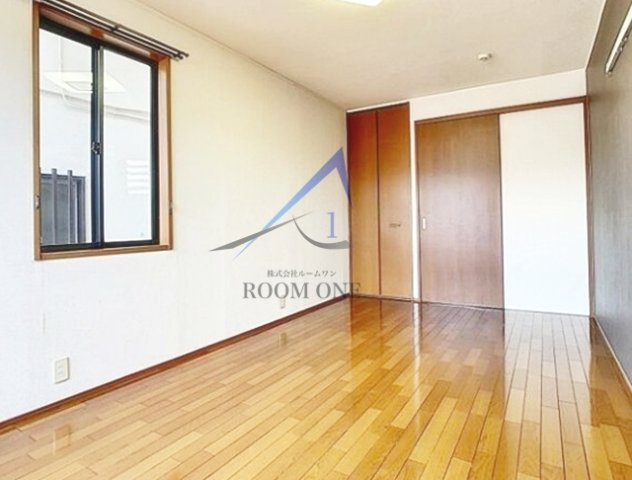 ＲＥＧＩＮＡの居間・リビング|洋室のお部屋です。