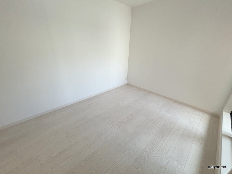 ヴェルメゾン三津屋中　仲介手数料無料の寝室