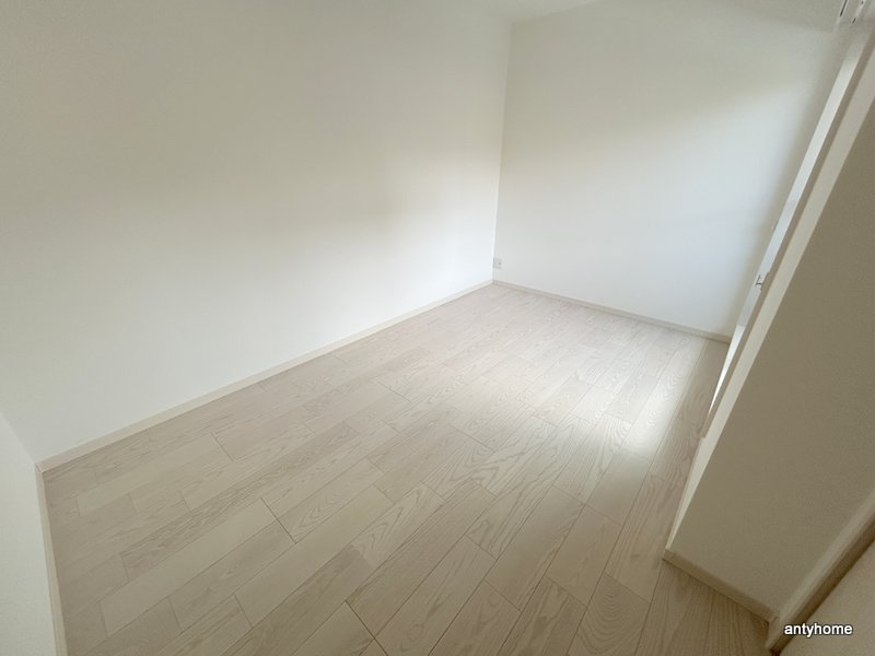 ヴェルメゾン三津屋中　仲介手数料無料の洋室