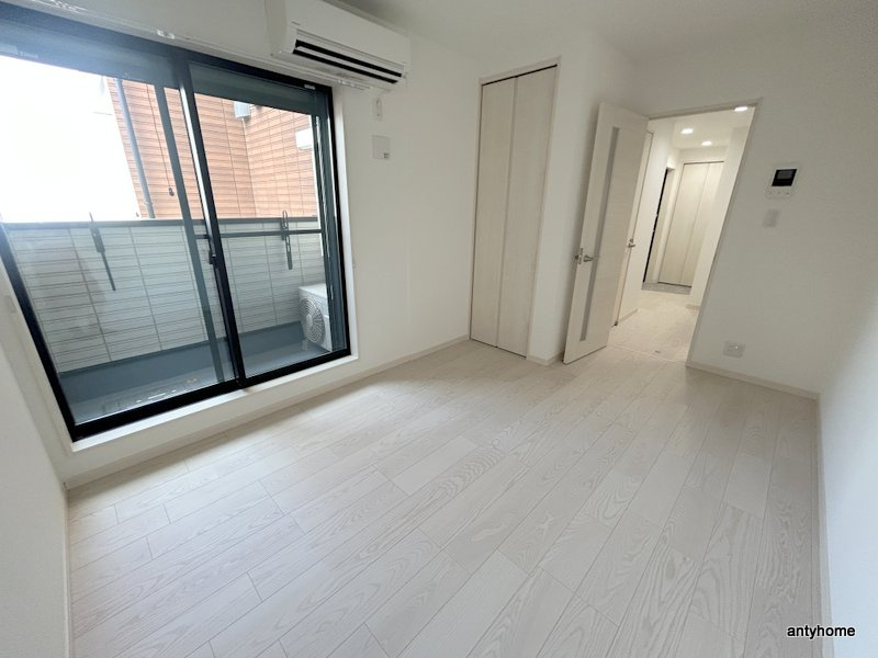 ヴェルメゾン三津屋中　仲介手数料無料の洋室