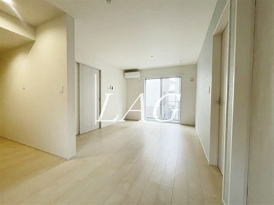 【居間・リビング】 | リーブルファイン川口辻Ⅲ | 洋室のお部屋です。