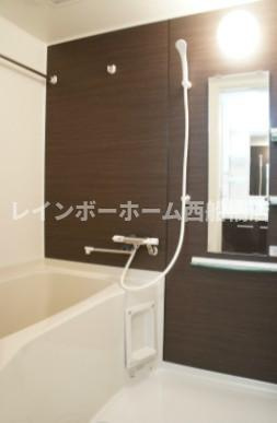 リブリ・クレセント宮本の浴室