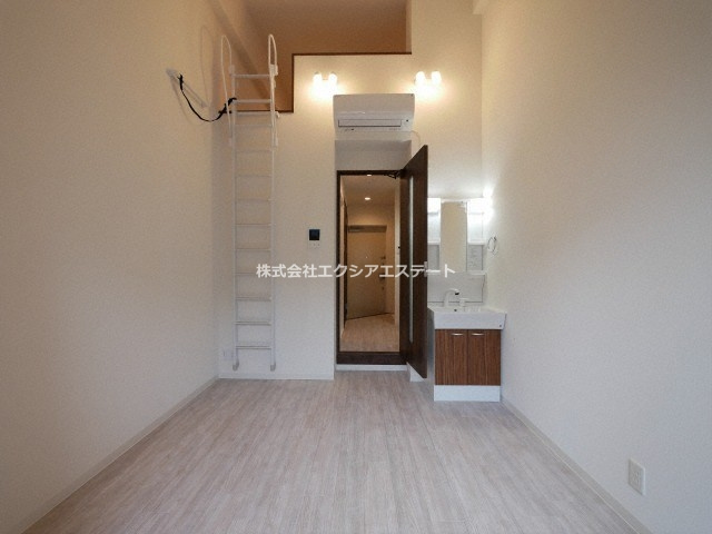 大阪市阿倍野区阪南町３丁目の賃貸マンションの居間・リビング