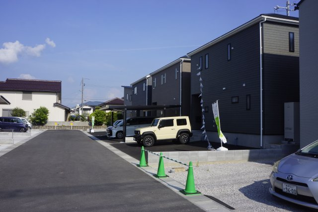 出雲市大津町　新築建売住宅　3棟現場　①号地の前面道路含む現地写真