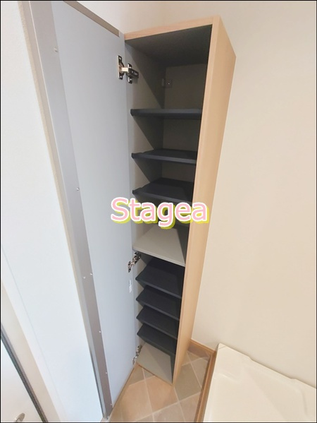 プランドール中浦和の玄関