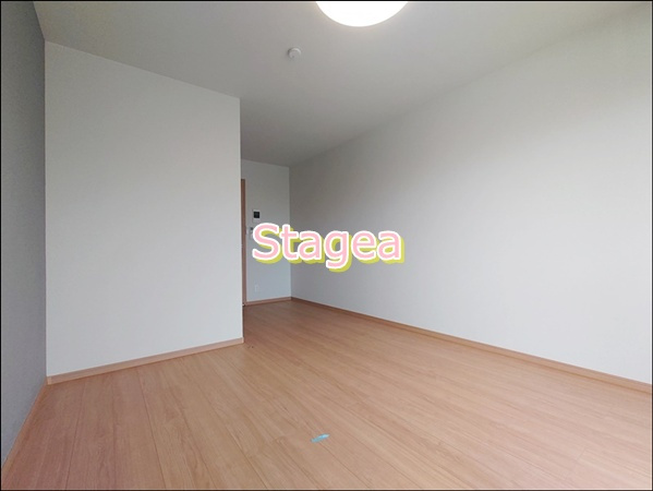 プランドール中浦和の居間・リビング