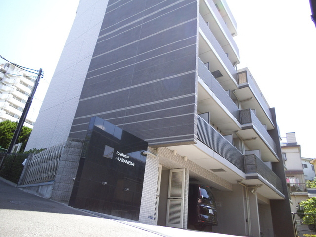 ラ・エテルノ赤羽台の外観|おしゃれな色合いのマンションです