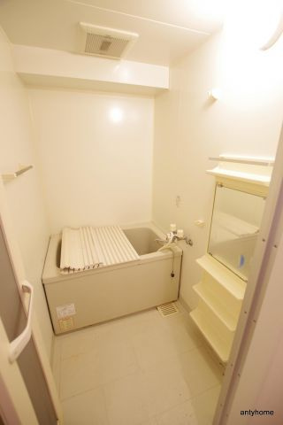 ミモサ中津　仲介手数料無料の浴室