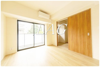 【居間・リビング】 | ＭＡＩＳＯＮ．Ｏ． | 洋室のお部屋です。