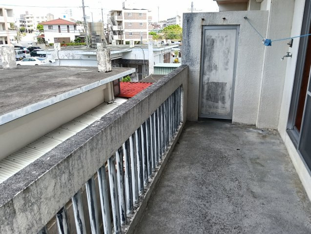 丸島荘のバルコニー