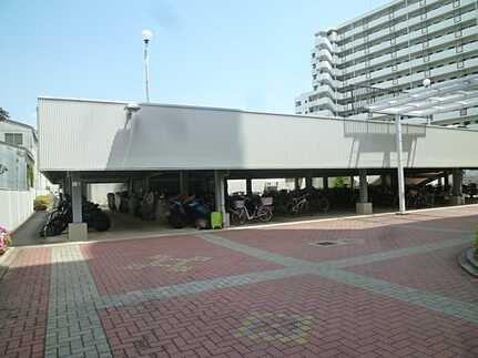 ファミール江波公園リバーサイド弐番館の駐輪場
