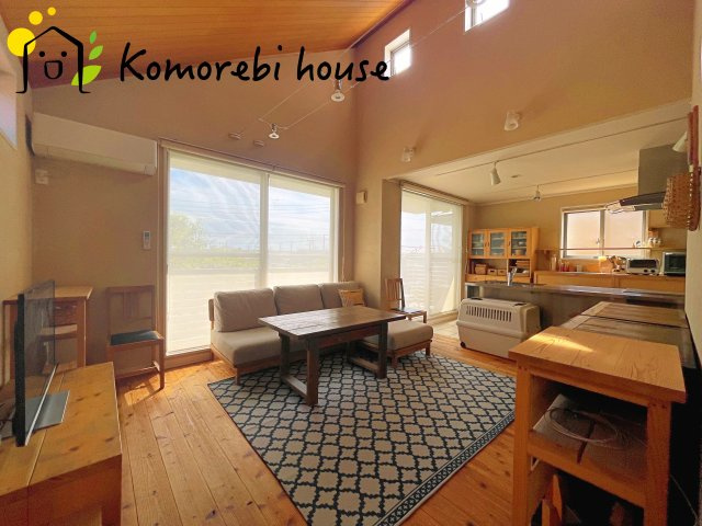 白岡市新白岡3丁目　中古戸建の居間・リビング|リビングです