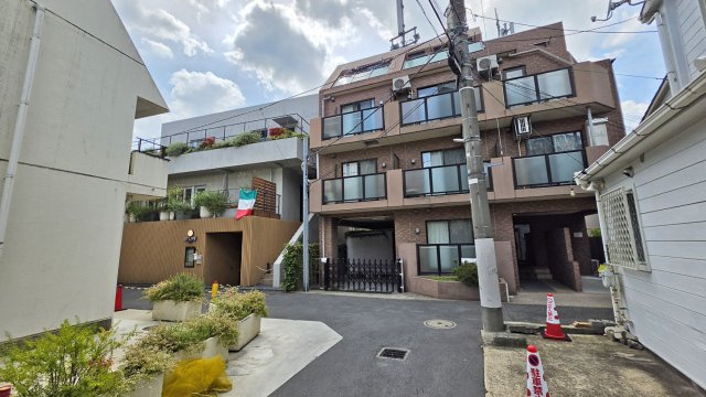 Wisteria六本木の外観
