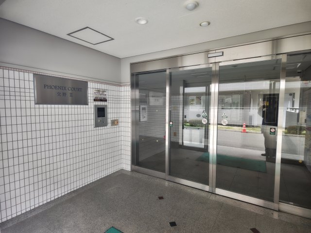 PHOENIX COURT 交野Ⅱのエントランス|清潔なエントランスです