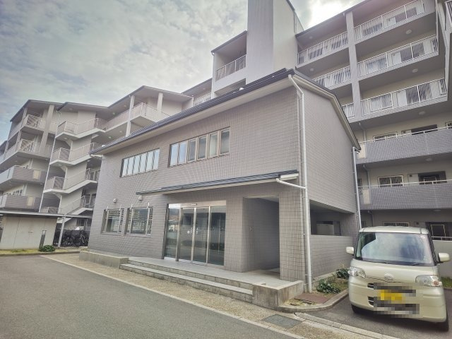 PHOENIX COURT 交野Ⅱのエントランス|清潔なエントランスです