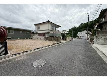 安佐南区相田５丁目の前面道路含む現地写真