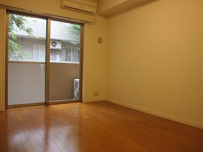 プレール・ドゥーク西新宿の居間・リビング