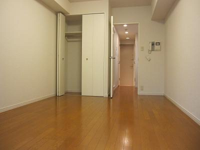 プレール・ドゥーク西新宿の居間・リビング