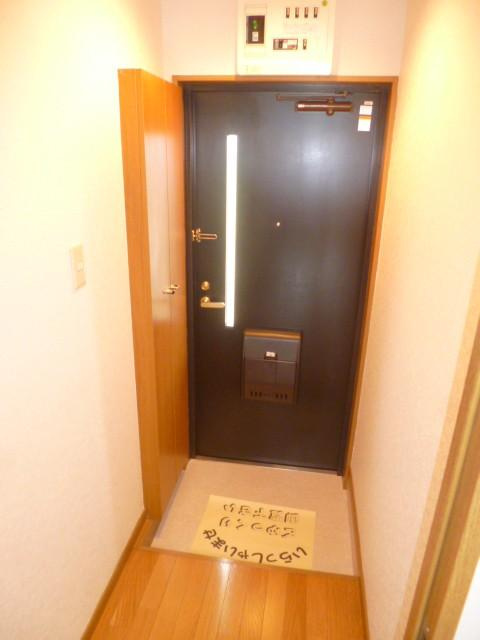 アメニティⅡの玄関|玄関です※別号室のお写真になります。