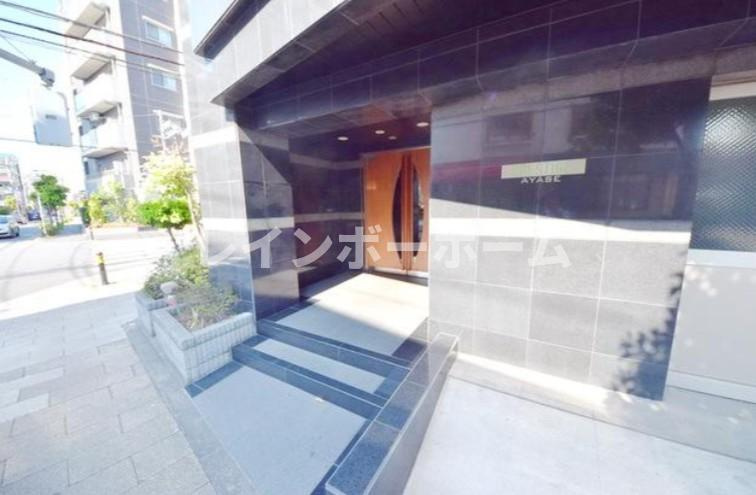 プレステージ綾瀬のエントランス