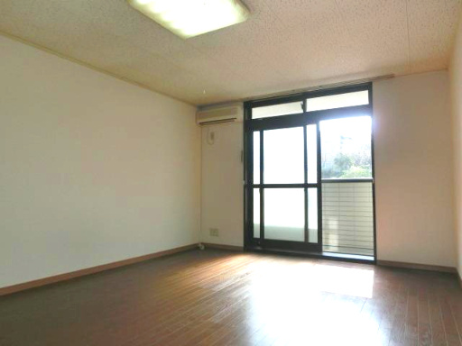 千葉市中央区矢作町の賃貸マンションの内装