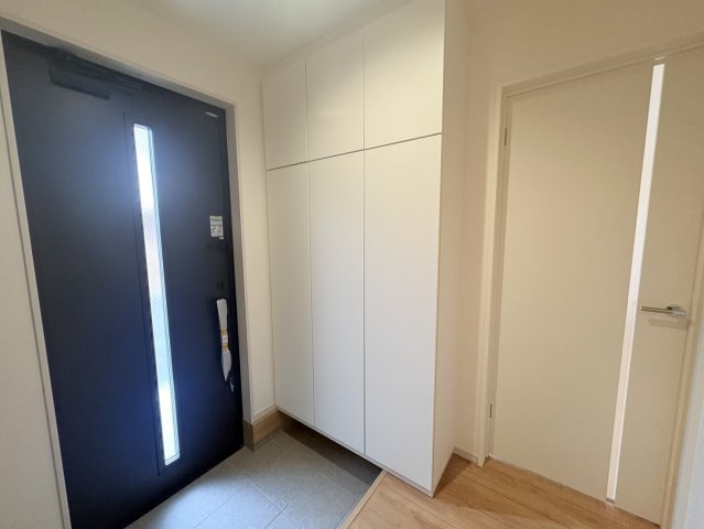 売新築戸建　静岡市葵区秋山町の玄関
