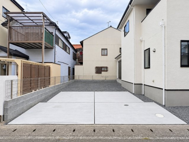 売新築戸建　静岡市葵区秋山町の駐車場